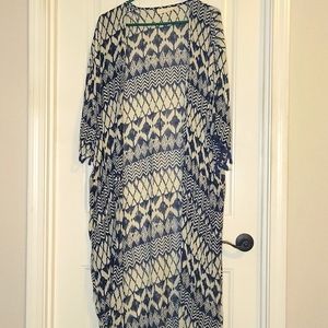 Lovestitch printed kimono with tassel